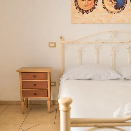 Maldive Del Salento- Your Sunny Oasis In Torre Pali