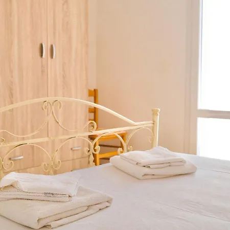 Maldive Del Salento- Your Sunny Oasis In *